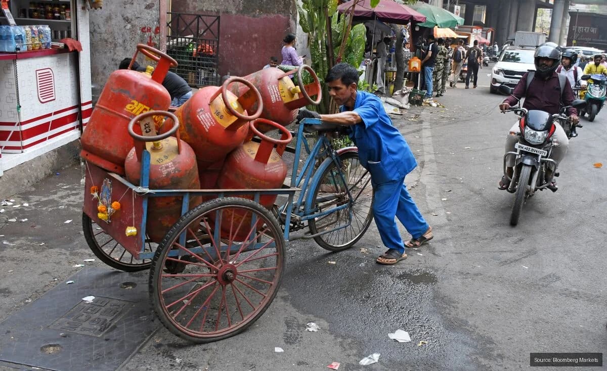 Oil Price Surge Threatens Indian Corporate Earnings