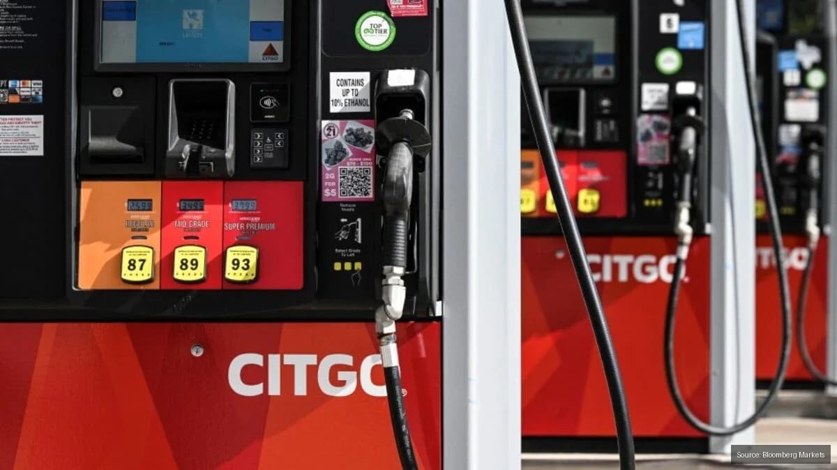 ولبر راس کا انتباہ: پٹرول کی قیمتیں 4 ڈالر سے کم رکھی جائیں