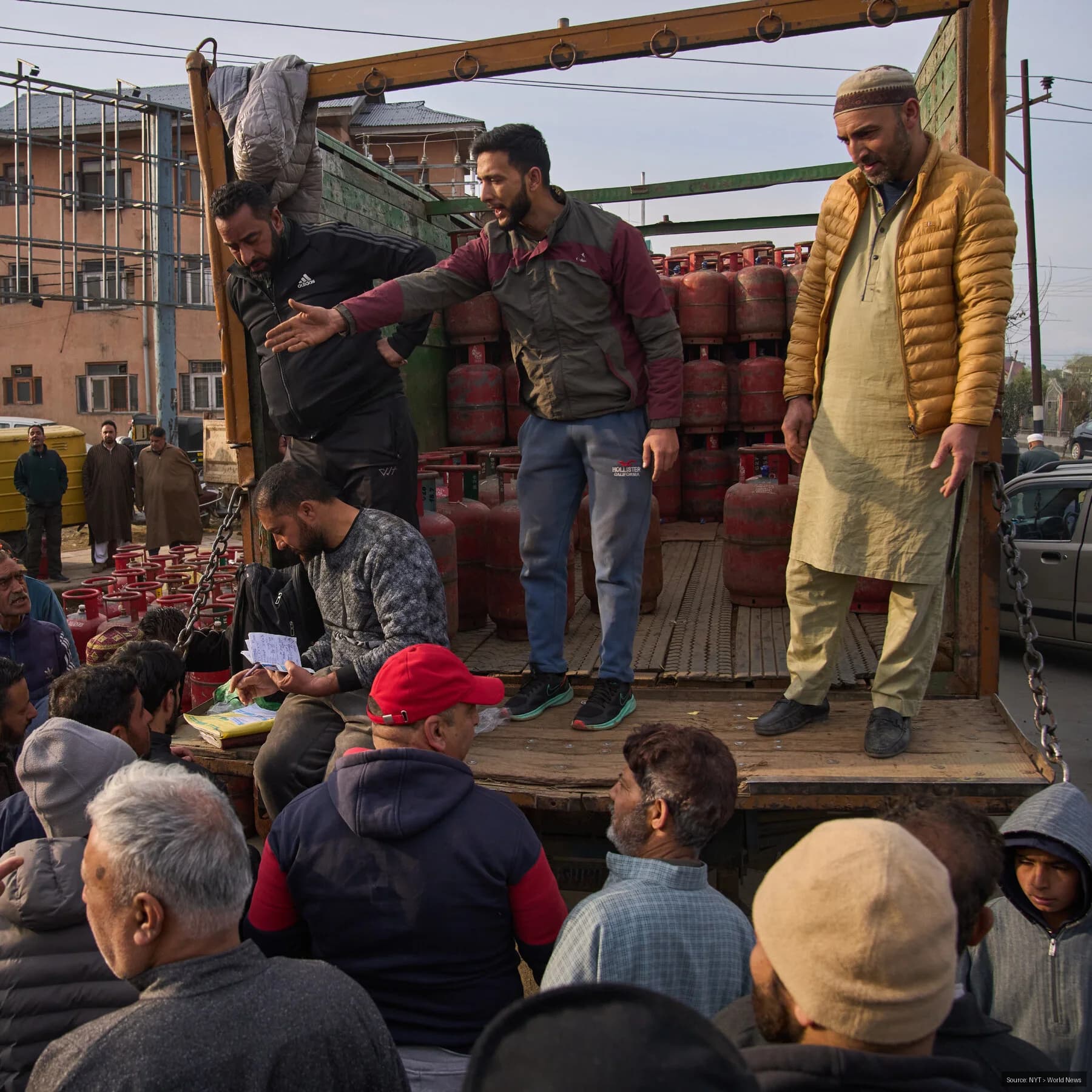 Asia Faces Immediate LNG Supply Crisis as Middle East Shipments Halt