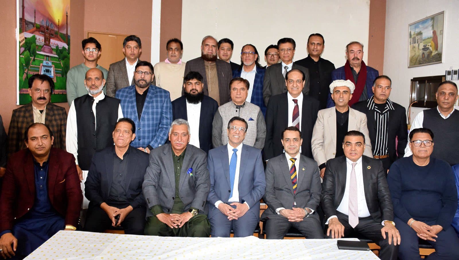 Pakistan Ambassador Honors Diaspora at Saitama Iftar, Urges High Commercial Standards