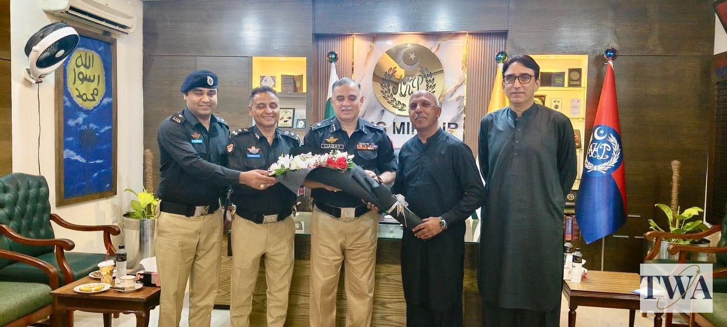 AJK Police Leadership Meets KORT Chairman in Mirpur AJK Police Leadership Meets KORT Chairman in Mirpur