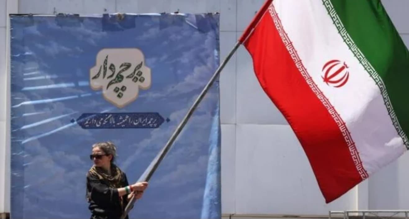 US and Iran edge towards Hormuz deal amid fresh maritime attacks US and Iran edge towards Hormuz deal amid fresh maritime attacks