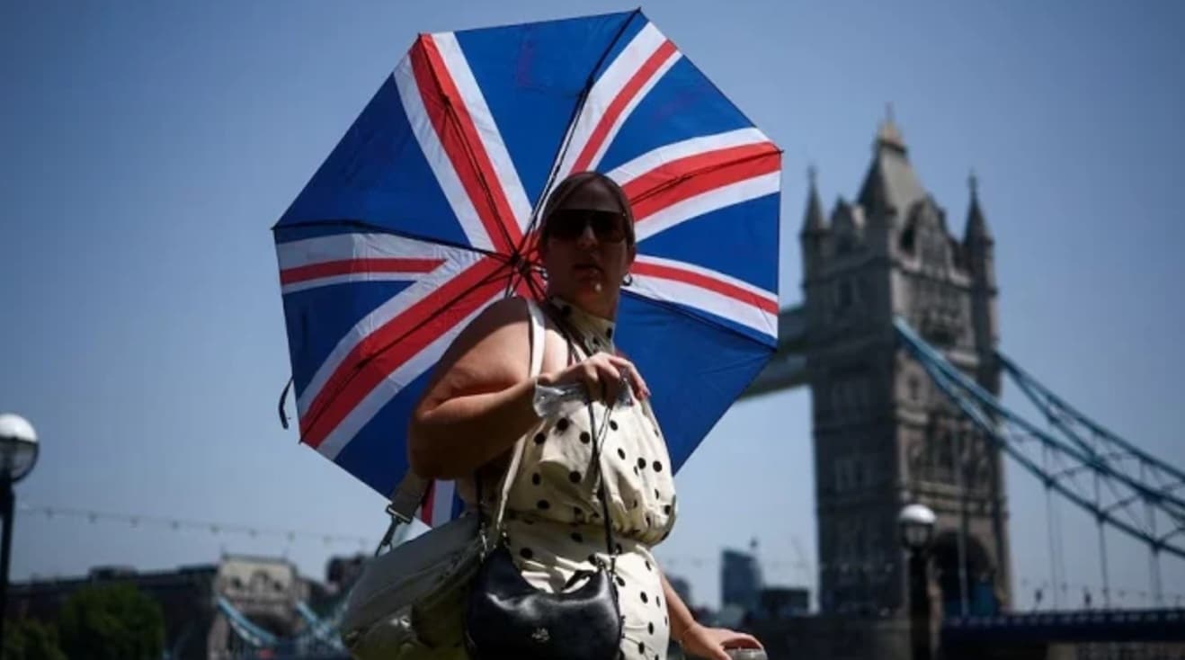 UK heads for fifth heatwave as record number of 30°C days raises crop concerns