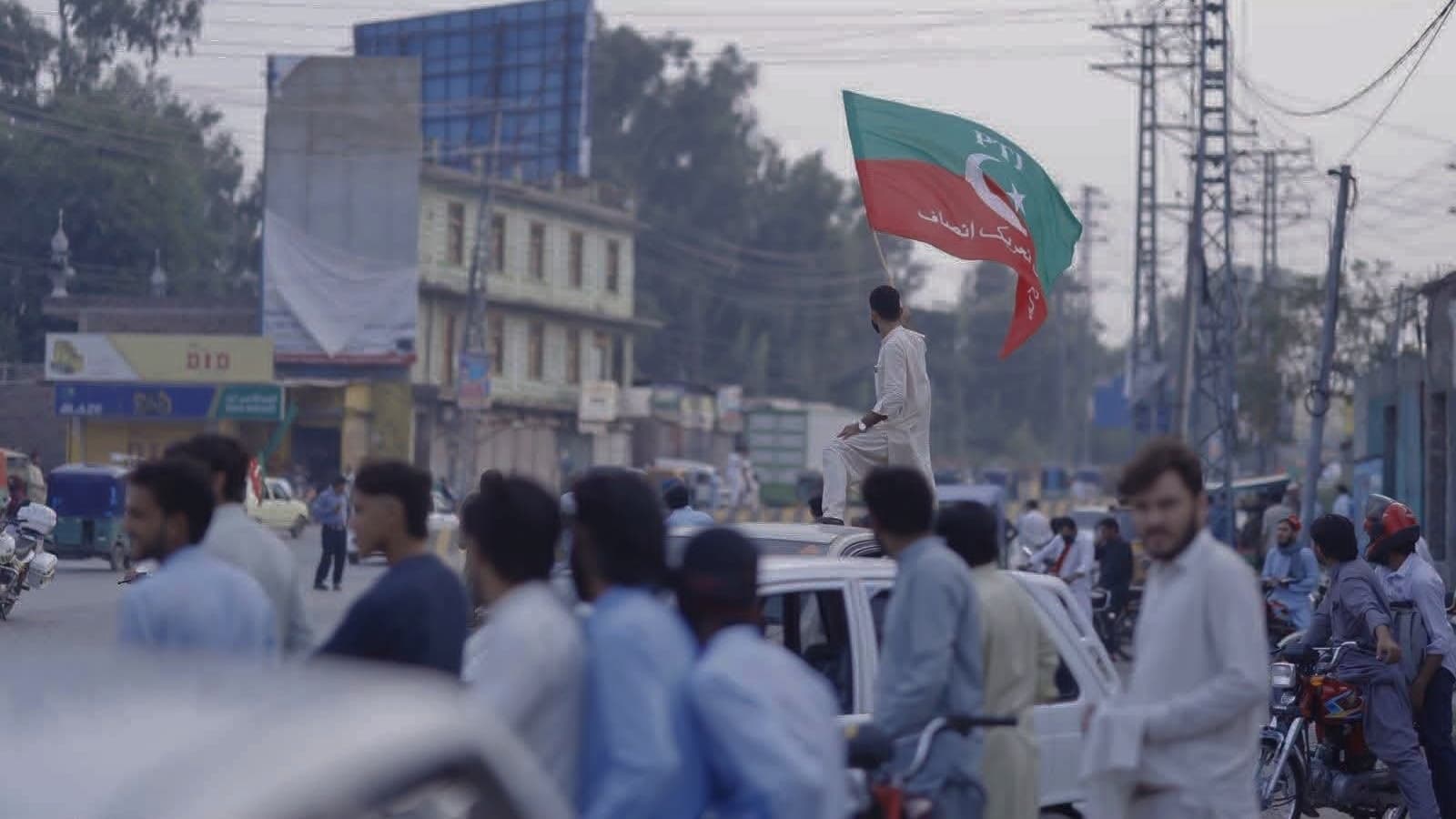 Pakistan Imposes Emergency Rule in Khyber Pakhtunkhwa Pakistan Imposes Emergency Rule in Khyber Pakhtunkhwa