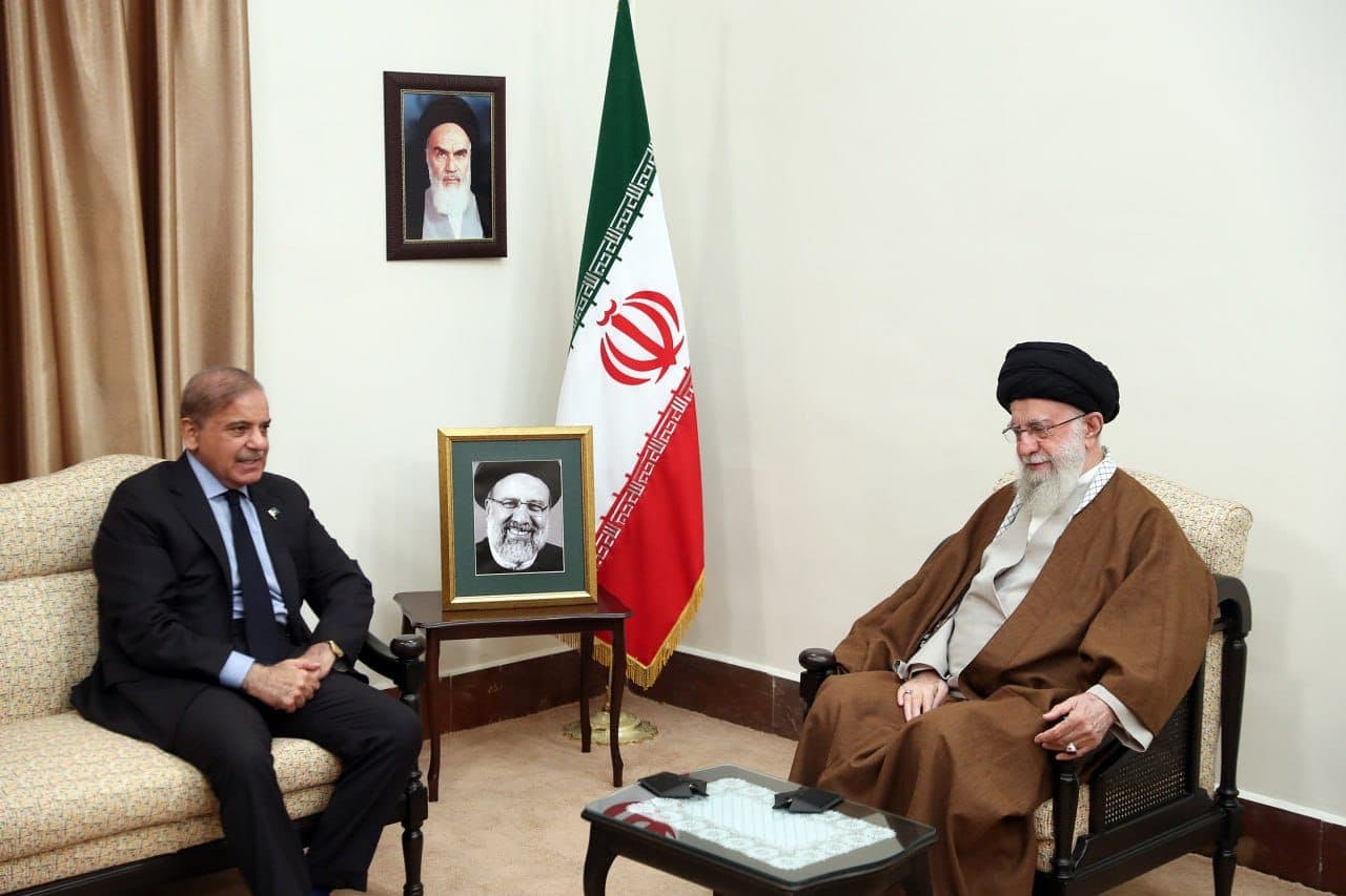 PM Pakistan Shehbaz Sharif Consoles Iran's top Leadership Ayotollah Khamenei Amid National Tragedy