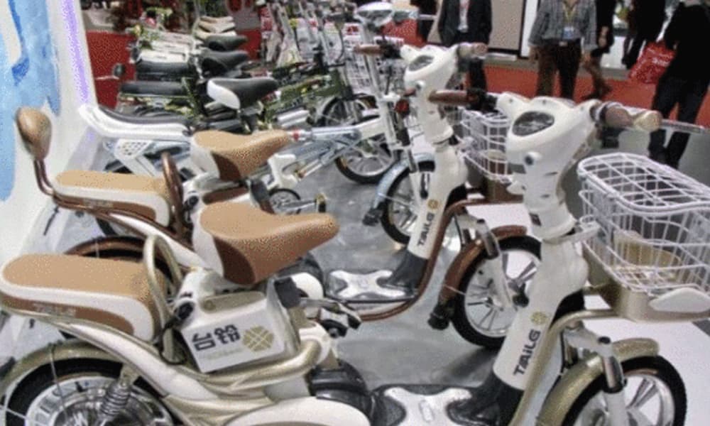 Chinese and Pakistani Companies Launch Solar-Powered E-Bikes