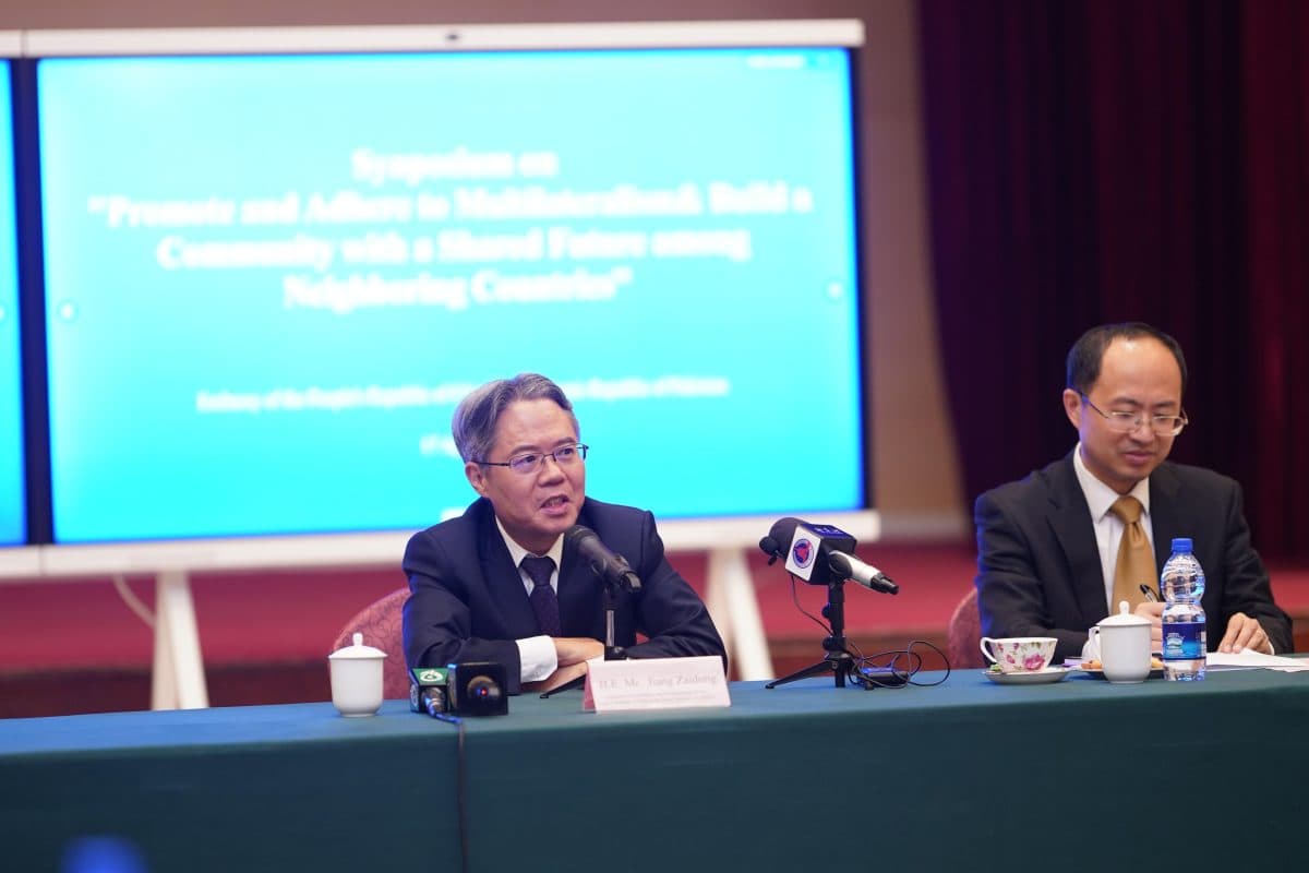 Chinese Ambassador Jiang Zaidong interacts with Pakistani Media