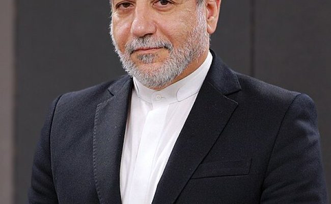 Abbas_Araghchi_in_a_interview_with_khamenei.ir_(cropped)